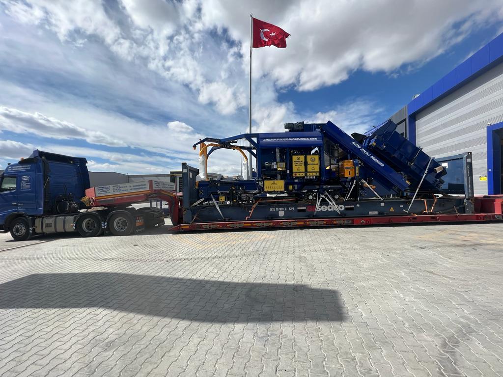 WE COMPLETED OUR FLAT RACK LOADING FROM KONYA TO ALGERIA